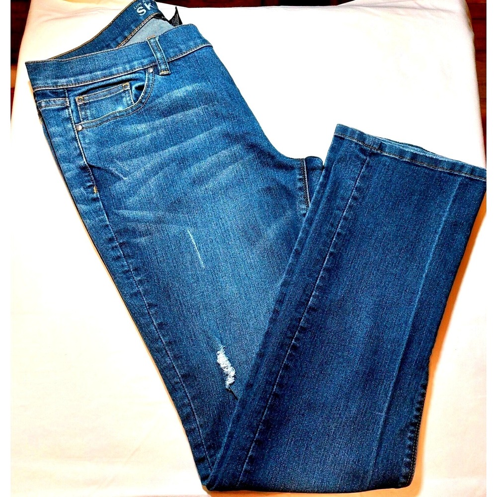NEW YORK & COMPANY Low Rise Skinny Leg Distressed Jeans‎ Womens Size 10